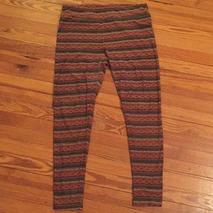 LulaRoe Tall & Curvy leggings